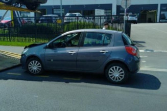 Boitier UCH RENAULT CLIO 3