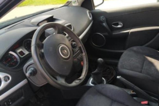 Boitier UCH RENAULT CLIO 3
