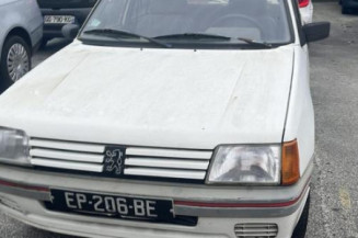 Feu arriere principal droit (feux) PEUGEOT 205