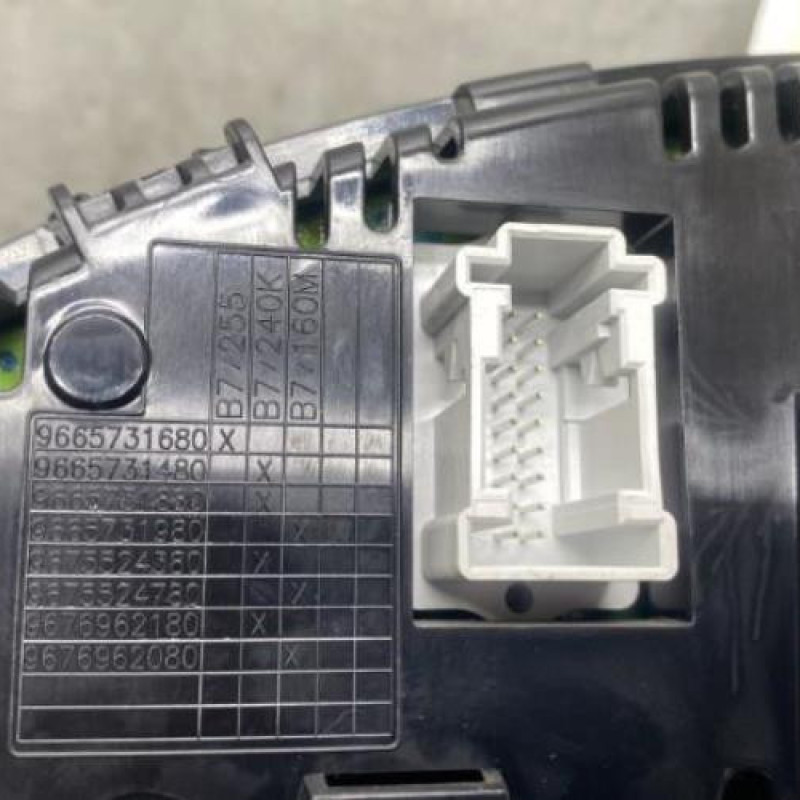Compteur CITROEN C4 2 Photo n°6