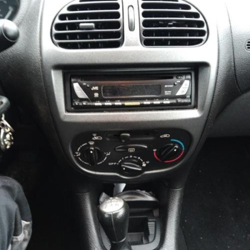 Retroviseur gauche PEUGEOT 206 Photo n°13