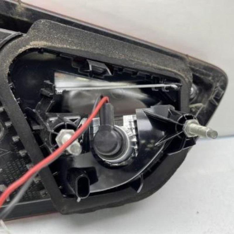 Feu arriere secondaire droit (feux) RENAULT CLIO 4 Photo n°4