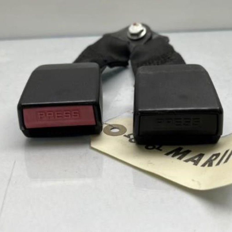 Attache ceinture arriere gauche DACIA SANDERO 1 Photo n°3