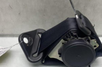 Ceinture arriere droit PEUGEOT 2008 1