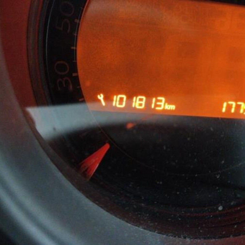 Pretensionneur de ceinture avant droit CITROEN C4 2 Photo n°17