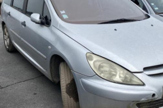 Serrure avant droit PEUGEOT 307
