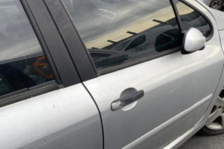 Serrure avant droit PEUGEOT 307