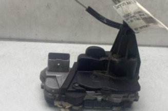 Serrure avant droit PEUGEOT 307