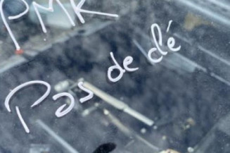 Serrure avant droit AUDI CABRIOLET