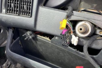 Serrure avant droit AUDI CABRIOLET