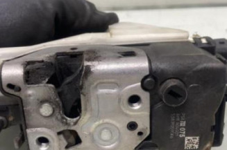 Serrure avant gauche PEUGEOT 308 1