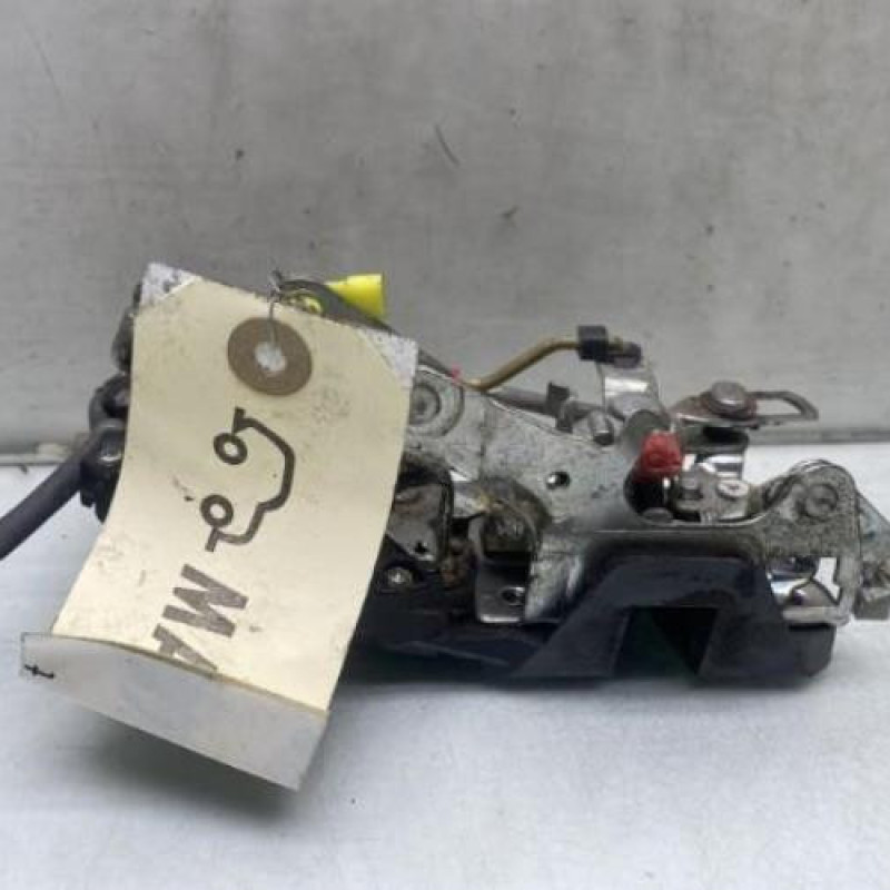 Serrure avant droit TOYOTA HI-ACE 2 Photo n°5