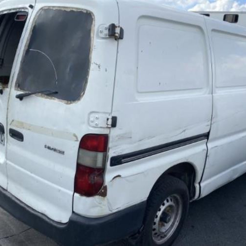 Serrure avant droit TOYOTA HI-ACE 2 Photo n°9