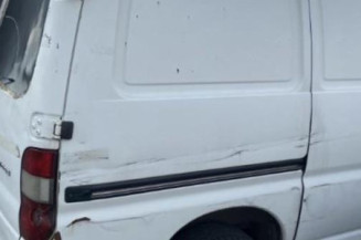 Serrure avant droit TOYOTA HI-ACE 2