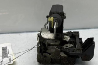 Serrure avant droit DACIA SANDERO 1