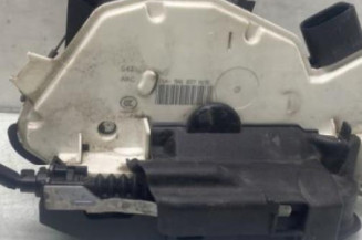Serrure avant gauche VOLKSWAGEN SCIROCCO 3