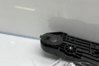 Leve vitre electrique avant droit PEUGEOT 5008 2