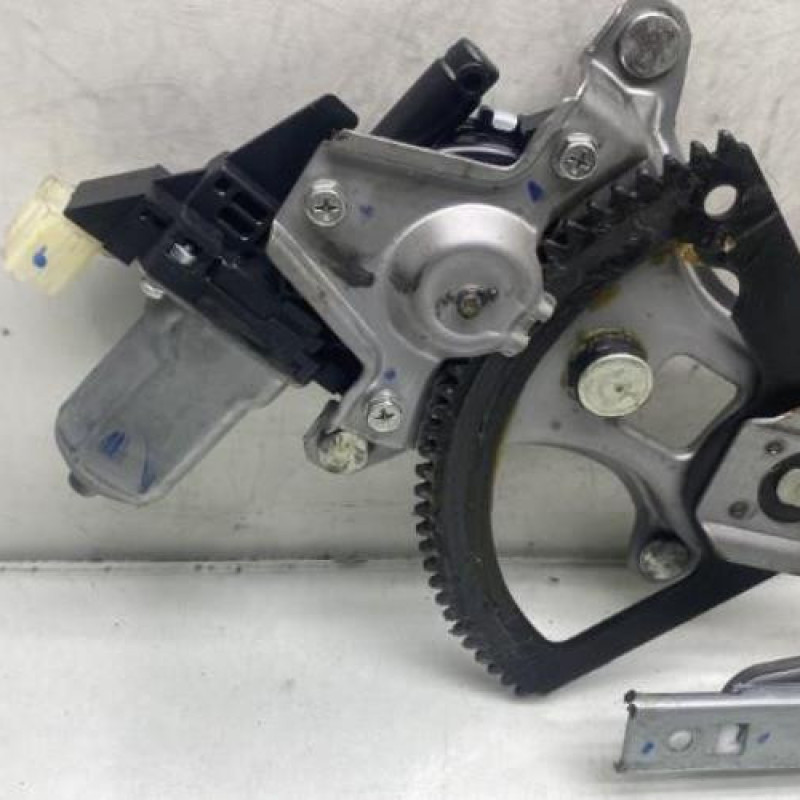Leve vitre electrique avant droit HYUNDAI I 20 1 Photo n°2