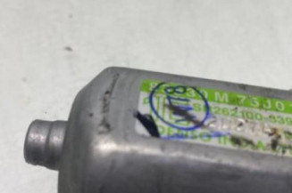 Leve vitre electrique avant gauche SUZUKI ALTO 3