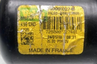 Moteur essuie glace avant RENAULT CLIO 4
