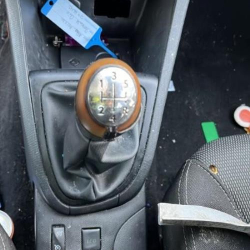 Moteur essuie glace avant RENAULT CLIO 4 Photo n°15
