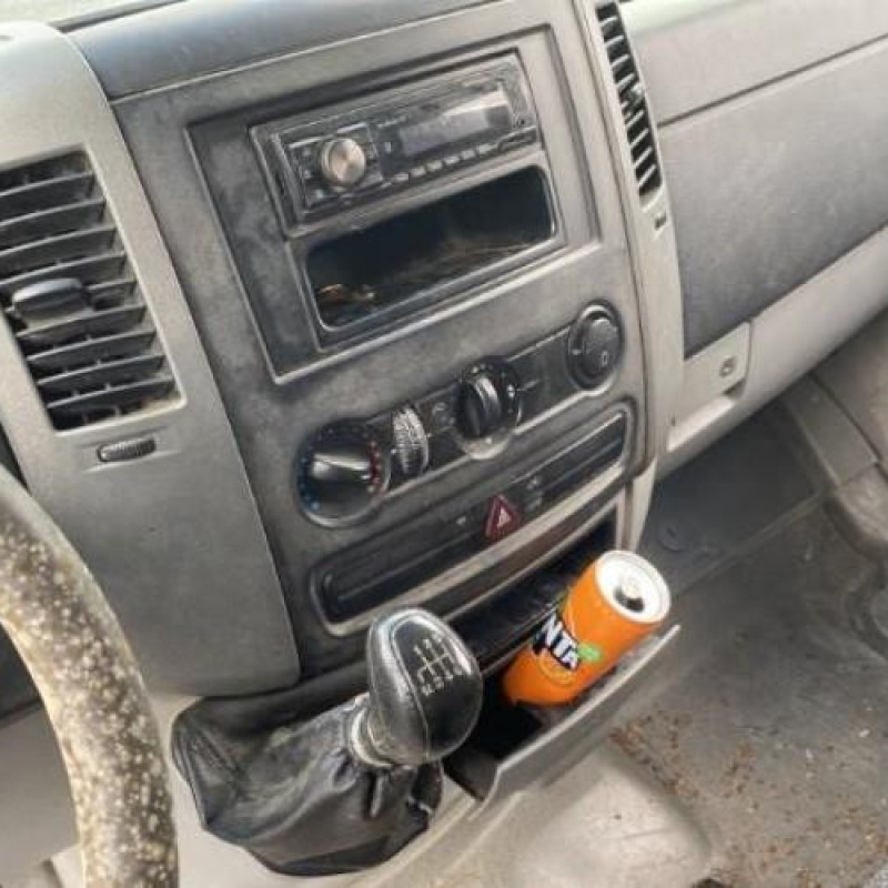 Moteur essuie glace avant MERCEDES SPRINTER 2 Photo n°14