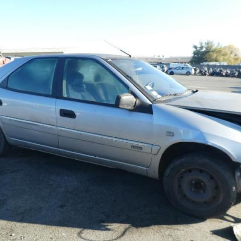 Feu arriere secondaire gauche (feux) CITROEN XANTIA Photo n°14