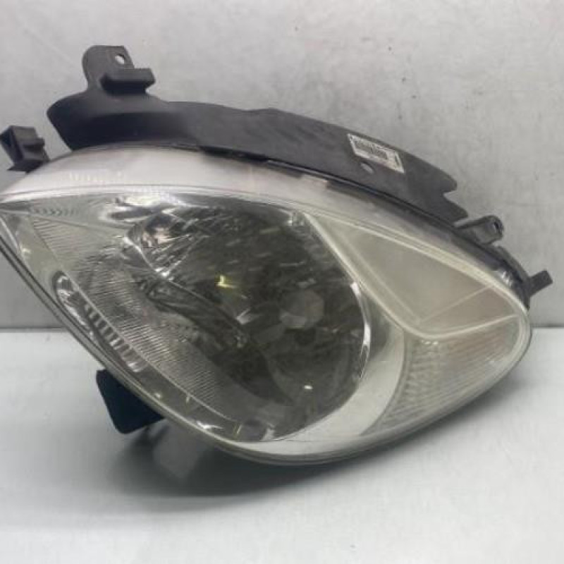 Optique avant principal gauche (feux)(phare) CITROEN XSARA PICASSO Photo n°1