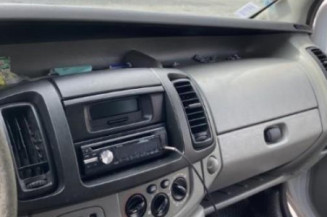 Amortisseur avant droit RENAULT TRAFIC 2