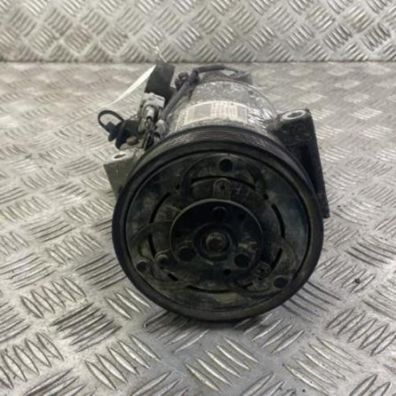 Compresseur clim RENAULT CLIO 4 Photo n°3