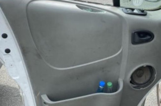 Compresseur clim RENAULT TRAFIC 2