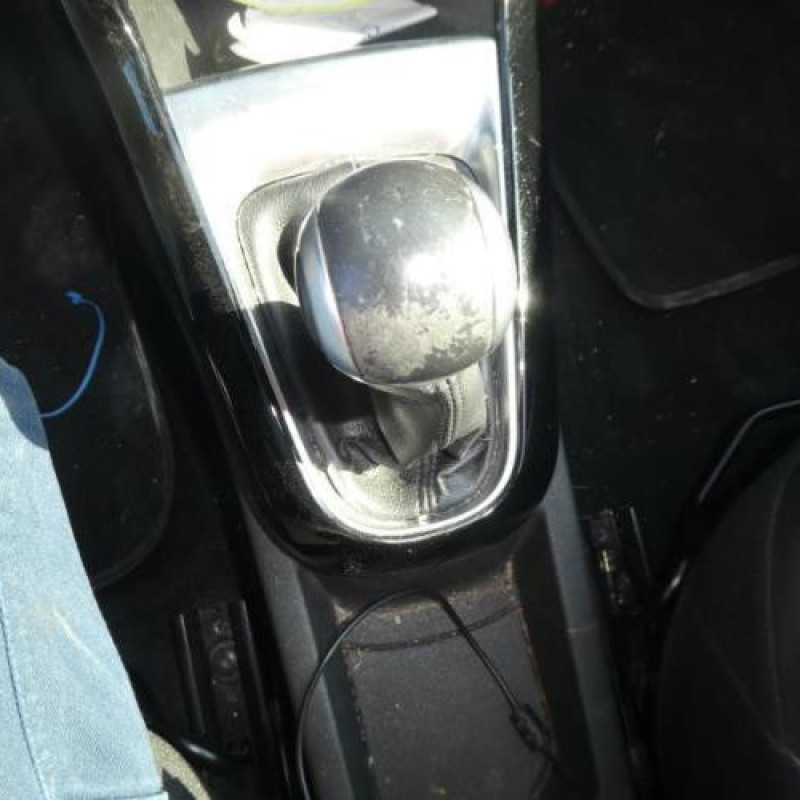 Porte avant droit CITROEN DS3 Photo n°15
