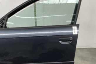 Porte avant gauche AUDI A4 2 Photo n°1