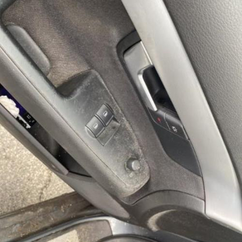 Porte avant gauche AUDI A4 2 Photo n°19