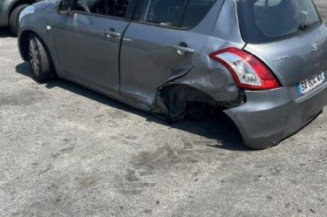 Bouton de warning SUZUKI SWIFT 4