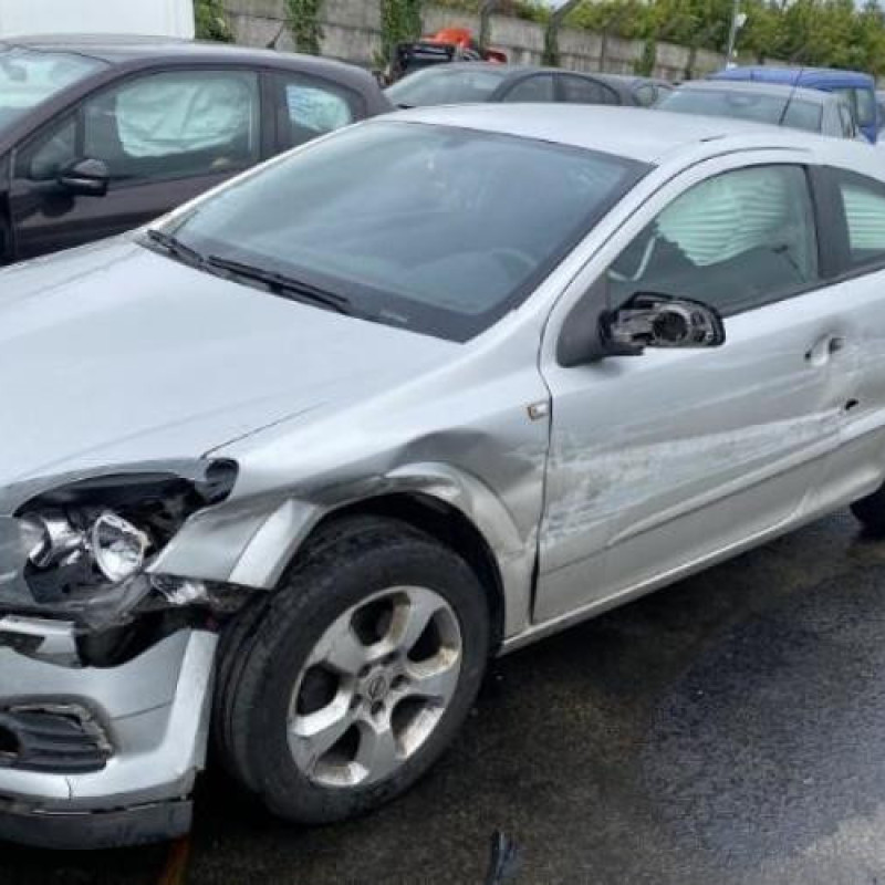 Alternateur OPEL ASTRA H Photo n°5