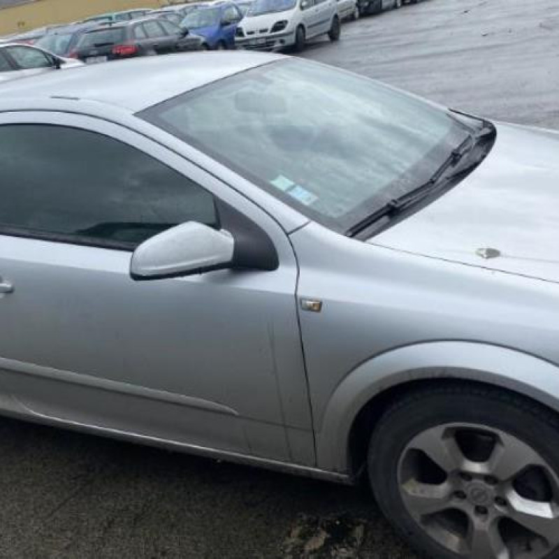 Alternateur OPEL ASTRA H Photo n°10