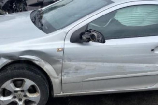 Alternateur OPEL ASTRA H