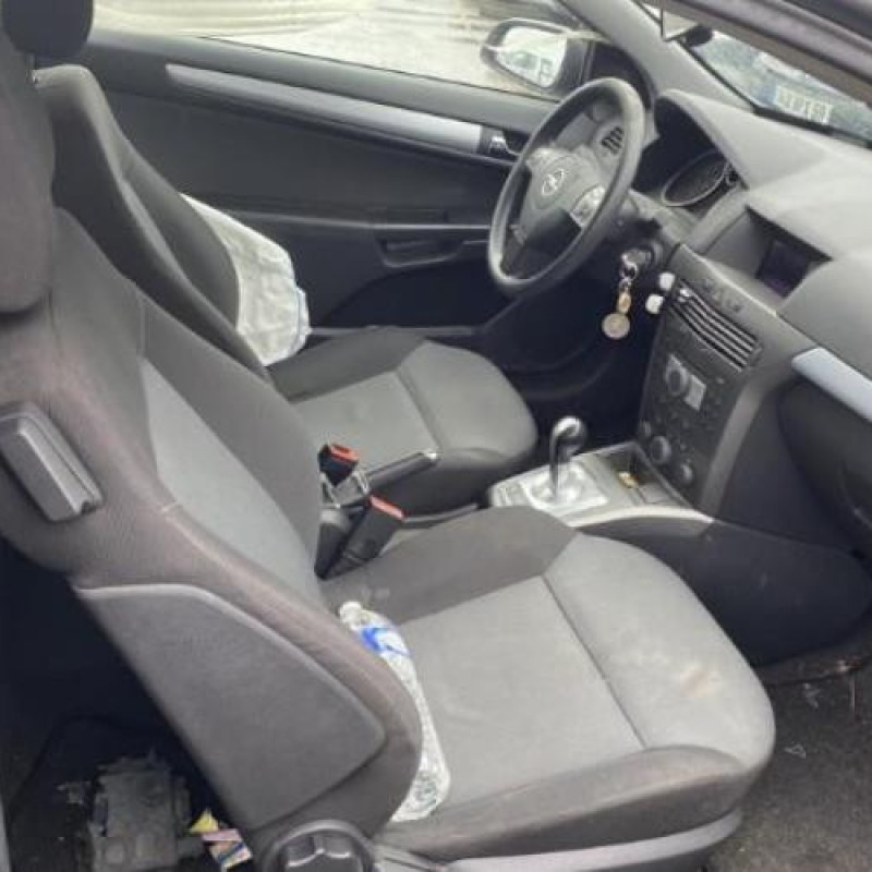 Alternateur OPEL ASTRA H Photo n°15