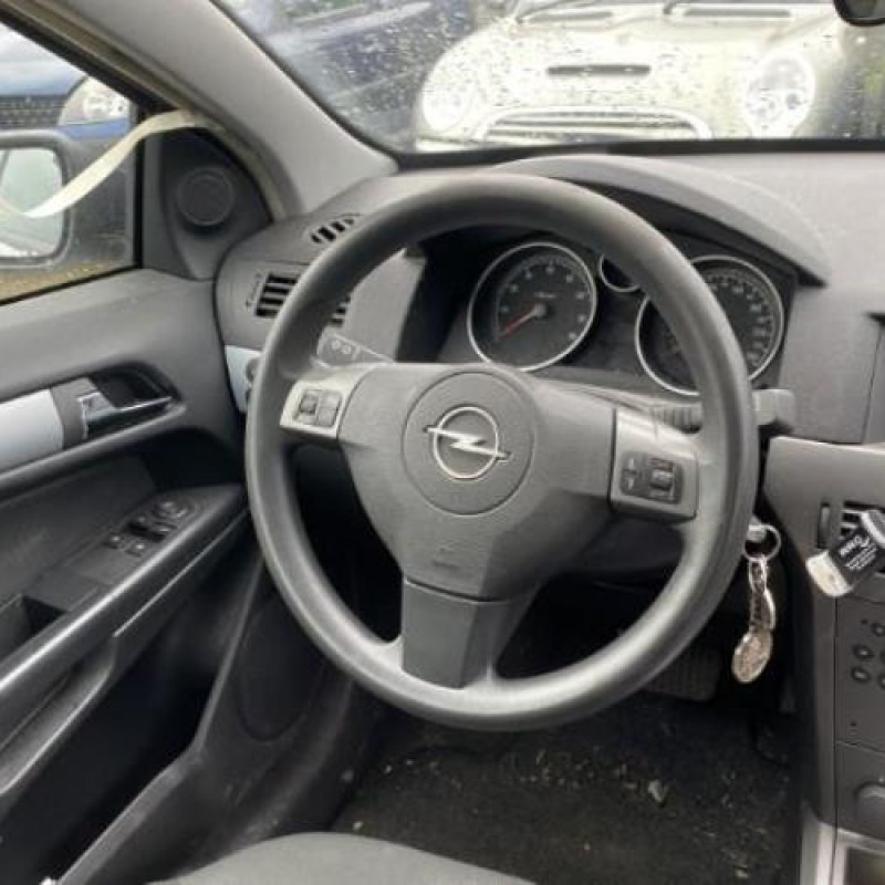 Alternateur OPEL ASTRA H Photo n°20