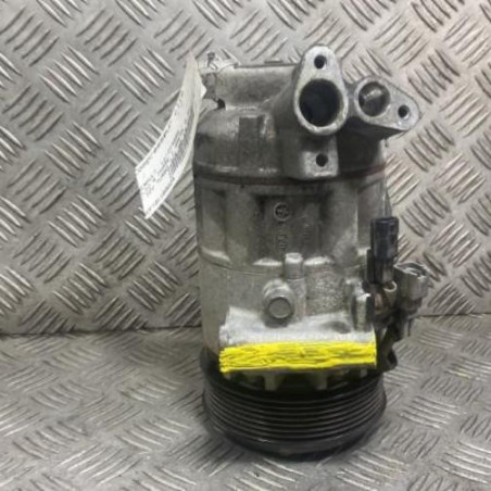 Compresseur clim RENAULT CLIO 4 Photo n°1