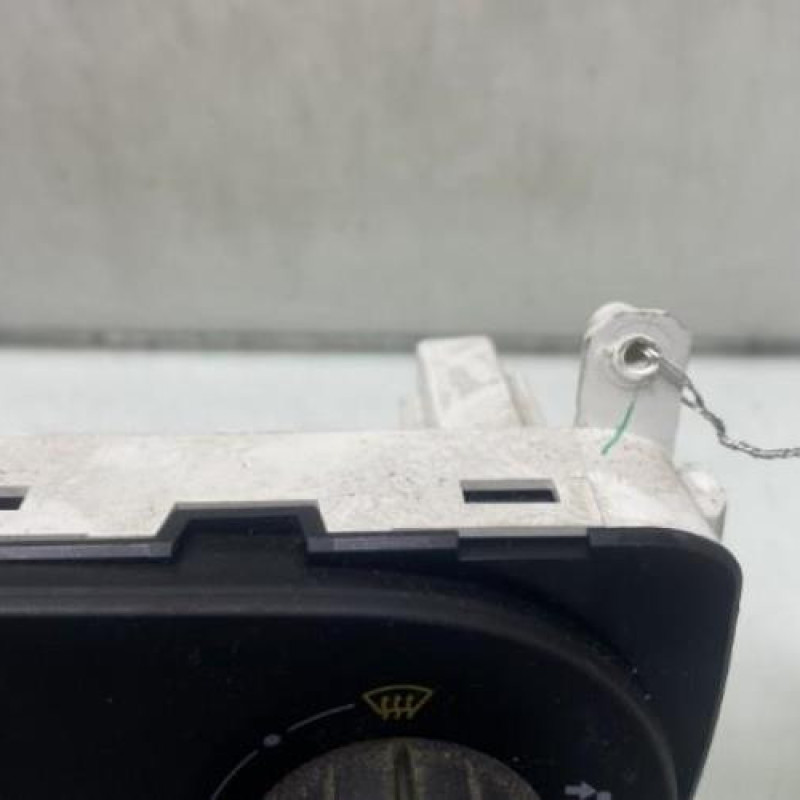Commande chauffage RENAULT CLIO 4 Photo n°3