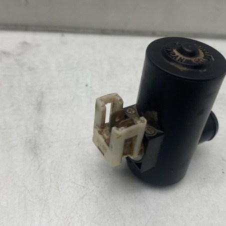 Pompe lave glace avant SUZUKI GRAND VITARA 2