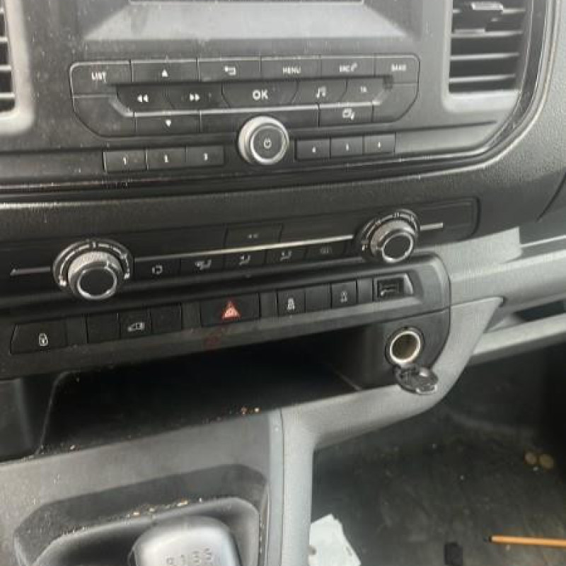 OPEL VIVARO 3 2.0 BLUE HDI - 16V TURBO Photo n°8