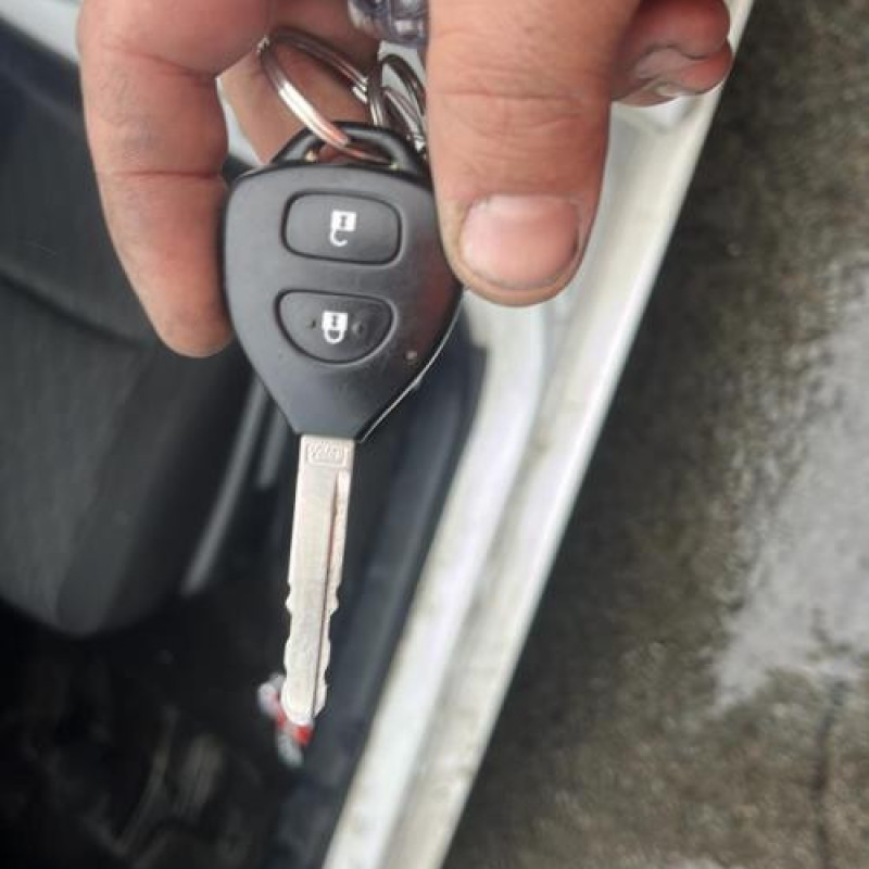 Ceinture arriere droit TOYOTA YARIS 3 Photo n°20