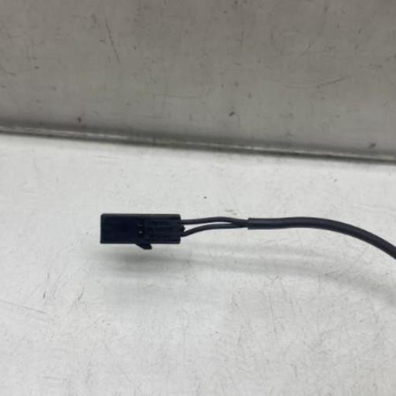 Attache ceinture avant droit VOLKSWAGEN EOS Photo n°3
