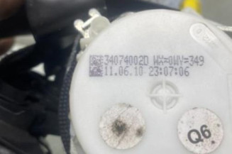 Pretensionneur de ceinture avant droit MERCEDES CLASSE C 204
