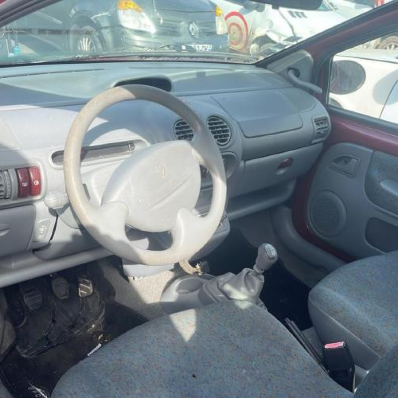 Pretensionneur de ceinture avant gauche RENAULT TWINGO 1 Photo n°11
