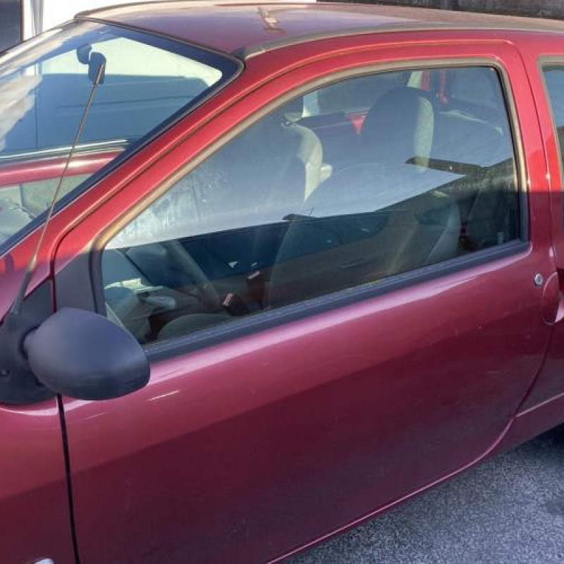 Pretensionneur de ceinture avant gauche RENAULT TWINGO 1 Photo n°20