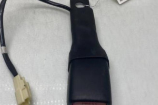Attache ceinture avant droit SUZUKI SWIFT 4 Photo n°1